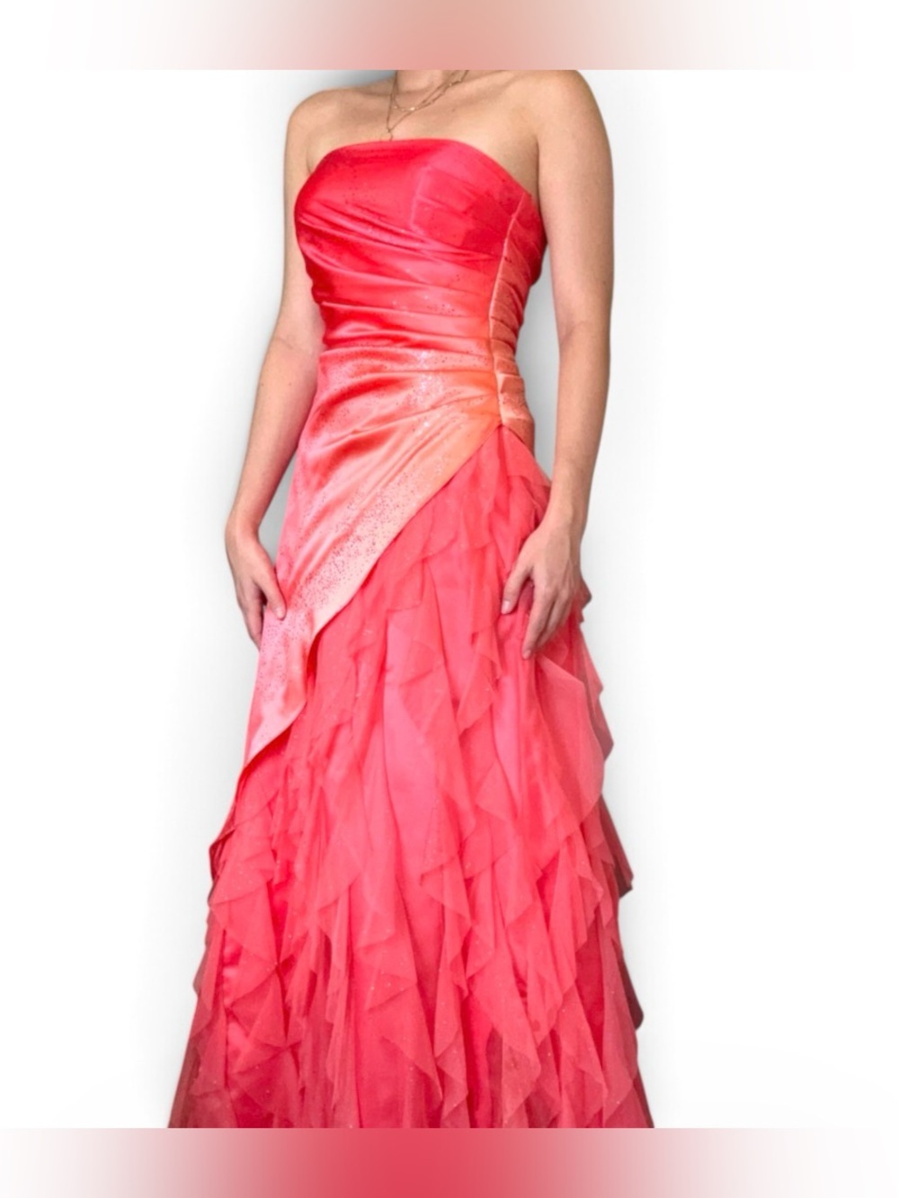 Women’s Jump Apparel Bright Pink Orange Prom Dress
Strapless Glittery
Size 3-4